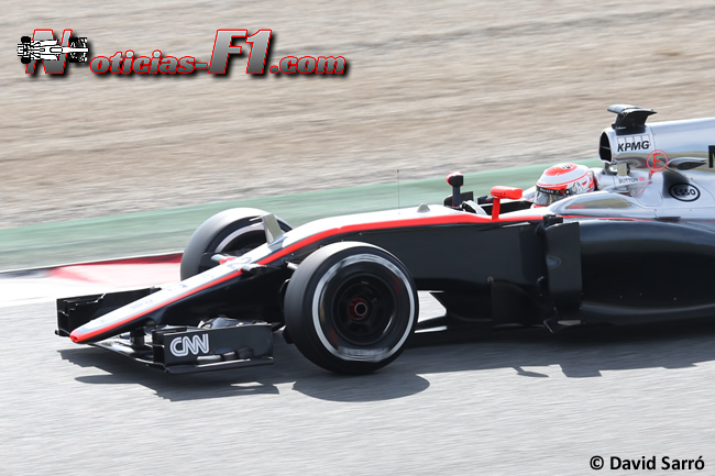 Jenson Button - McLaren - Honda - MP4-30 - 2015 - David Sarró  - www.noticias-f1.com